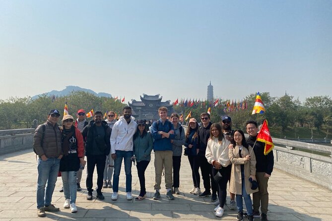 Ninh Binh: Full Day Tour in Hoa Lu, Trang An and Mua Cave - Lunch and Refreshments Included