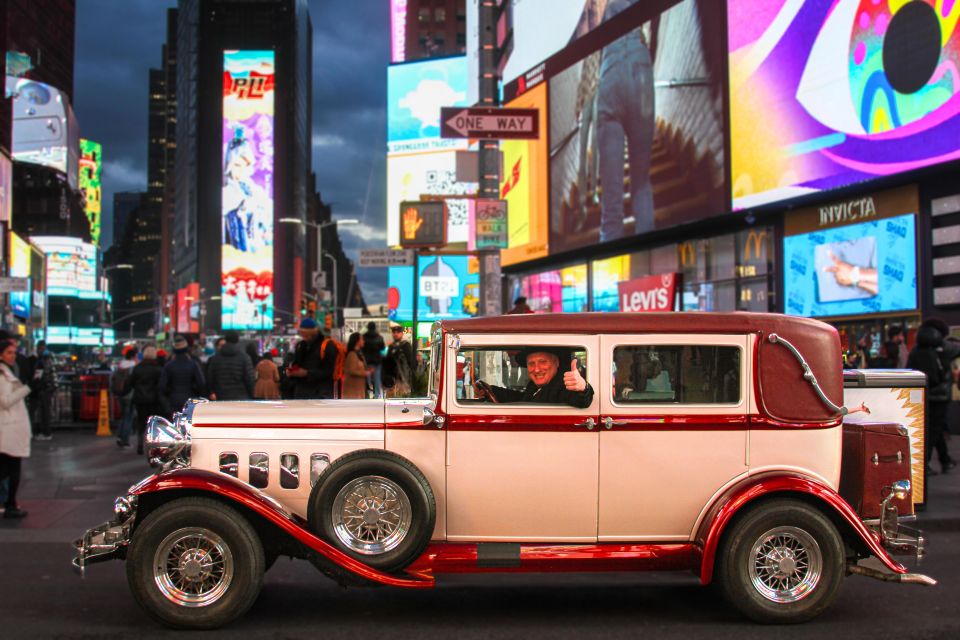 NYC: Vintage Car Night Tour - Navigating the Nighttime Traffic