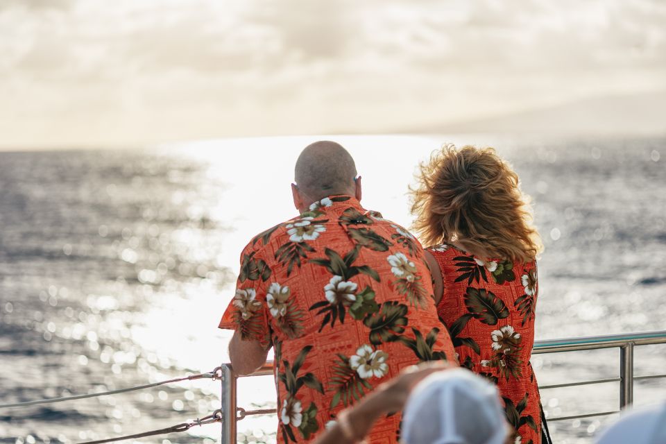 Oahu: Diamond Head Cruise With Drinks & Appetizers - Meeting Point and Parking
