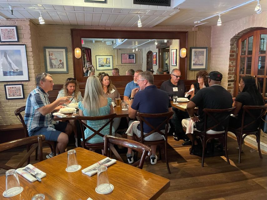 Old Town Alexandria: Southern Comfort Food & History Tour - Historical Highlights