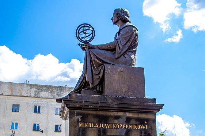 Old Town Warsaw Walking Tour - Exploring Historic Districts