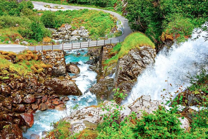 Olden Shore Excursion: the Amazing Briksdal Glacier - Hiking to the Glacier Viewpoint