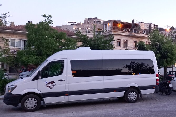 One-Way Transfer From Nevşehir Airport to Cappadocia Hotels - Language Support