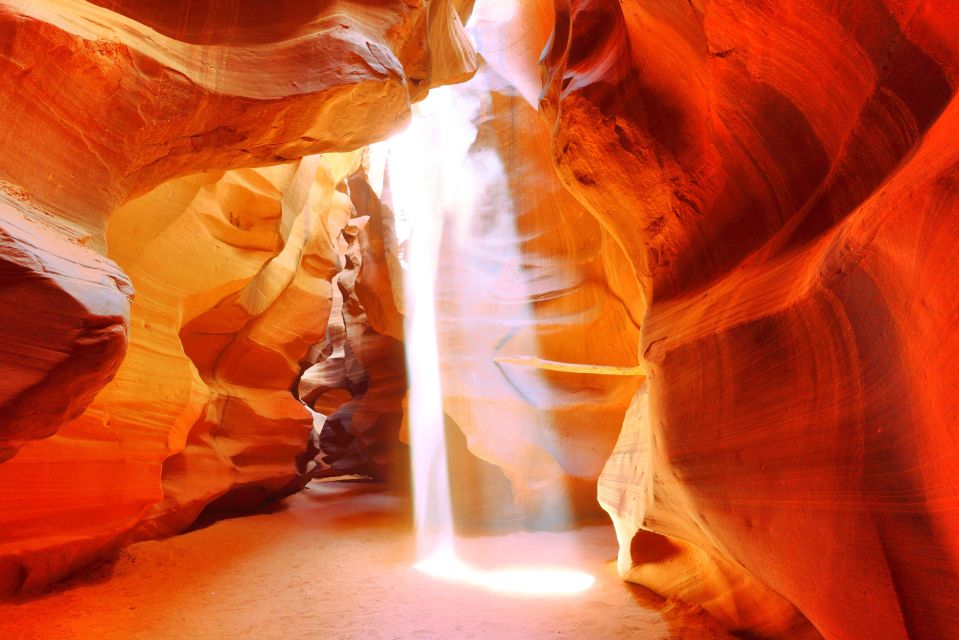 Page: Upper Antelope Canyon Entry Ticket and Luxury Van Tour - History and Geography of Navajo Region