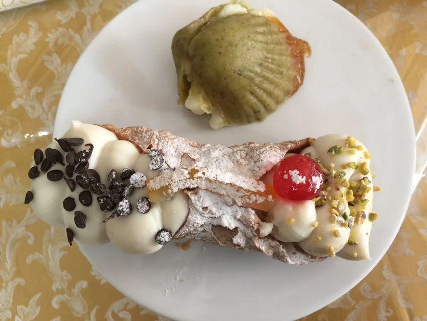 Palermo: Historical Center Walking Tour With Rooftop Views - Cannolo Tasting Experience