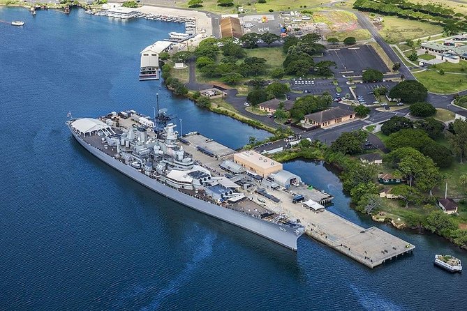 Pearl Harbor Deluxe Uncovered Tour With Lunch - Personal Experiences