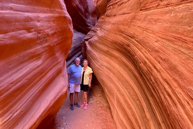 Peekaboo Slot Canyon UTV and Hiking Adventure - Traveler Requirements