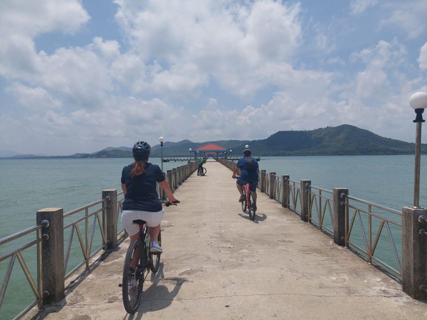 Phuket: Half-Day Countryside Cycling Tour With Lunch - Cycling Through Plantations