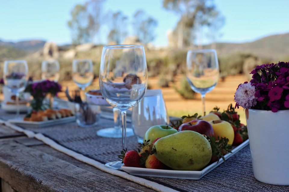 Picnic Among Lavender - Group Size and Duration