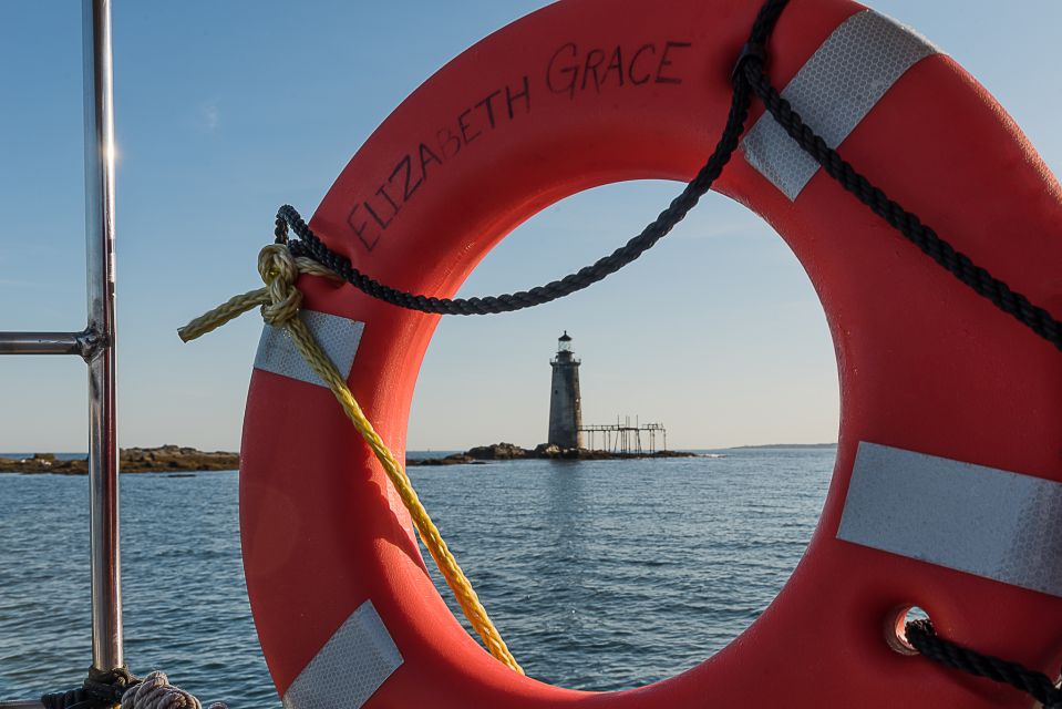 Portland: Maine Lighthouses Sightseeing Cruise With Drinks - Legal Drinking Age