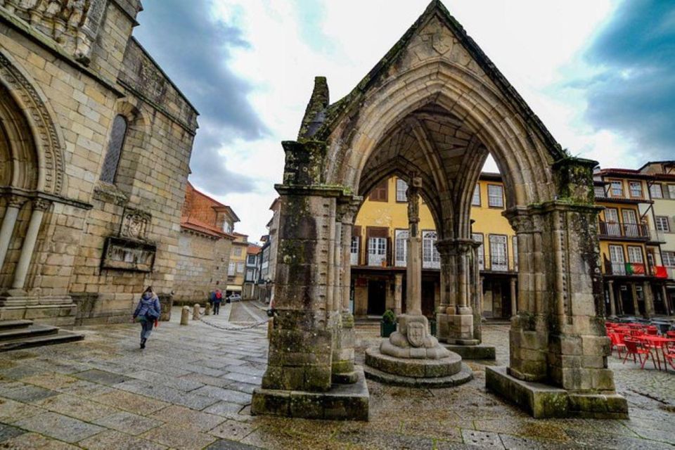 Porto: Braga & Guimarães Private Tour - Directions