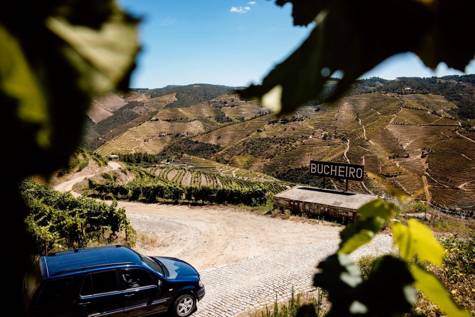 Porto: Private Douro Valley 4x4 Tour With Lunch - Important Information