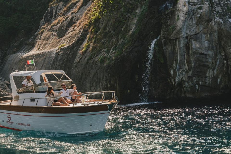 Positano: Boat Tour of Capri With Drinks and Snacks - Important Information