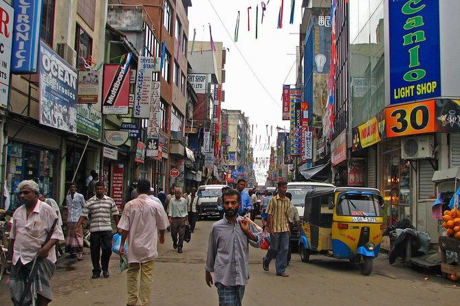 Private Colombo City Tour by Sri Lanka Private Drivers - Meeting and Pickup