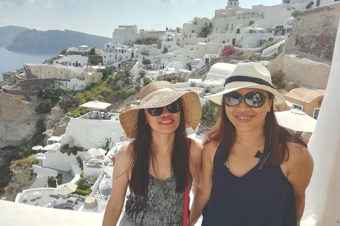 Private Oia Panoramic Scenes: Embrace the Most Picturesque Village of Santorini! - Oias Iconic Architecture