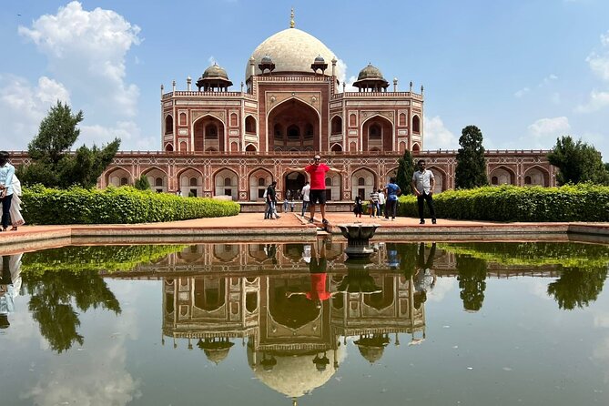 Private Old and New Delhi Tour - Best of Delhi in 8 Hours With Entrances - Logistics and Inclusions