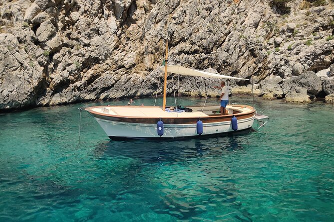 Private Tour in a Typical Capri Boat - Tour Highlights