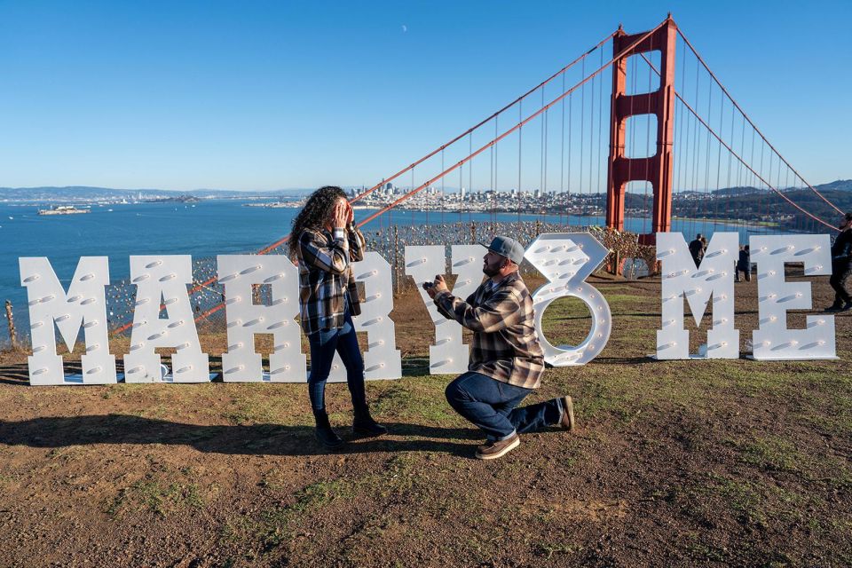 Private Vacation Photography Session With Local Photographer - Capturing Portraits With Golden Gate Bridge