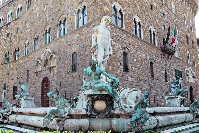 PRIVATE Walking Tour Around Medici Family - Discover Medici Family