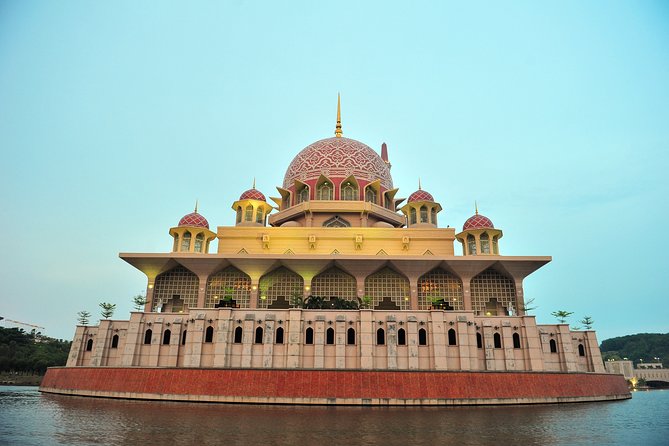Putrajaya and River Cruise Tour (Sic Tour) *Child Below 3yrs NOT Allowed* - The River Cruise Experience
