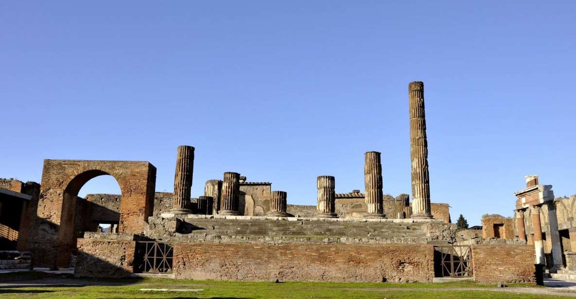 Return Transfer From Naples Cruise Port to Pompeii - Exploring Pompeii Ruins