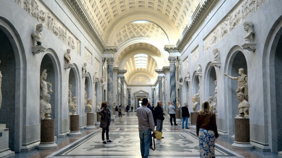 Rome: Early-Entry Vatican Museums & Sistine Chapel Tour - Discovering Art Collections