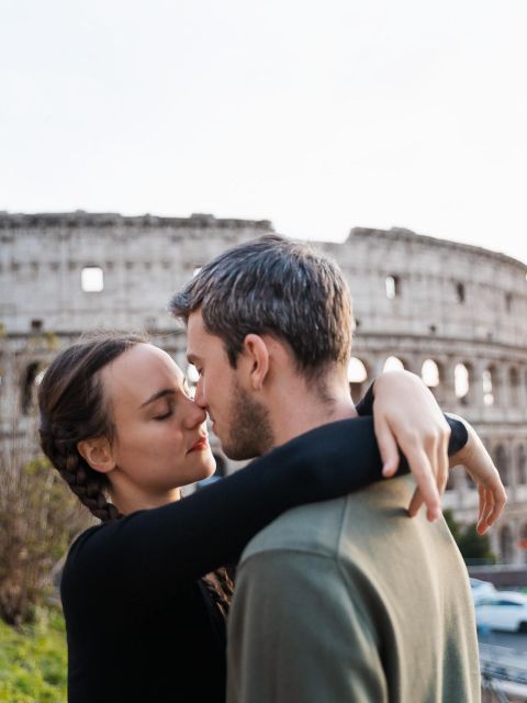 Rome: Romantic Couple Photoshoot VIP - 2 or 3 Different Spot - Photo Customization Choices