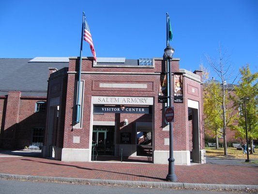 Salem: Voodoo, Vampires, and Ghosts Guided Tour - Photographing Ghost Energy