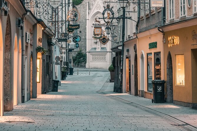 Salzburg Oldtown: Sightseeing Walking Tour With Licensed Local Guide - End Point of the Tour