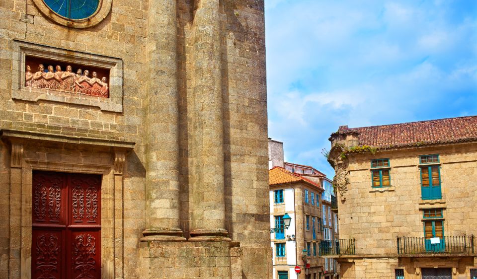 Santiago De Compostela Private 10- Hours Tour From Oporto - Tour Features