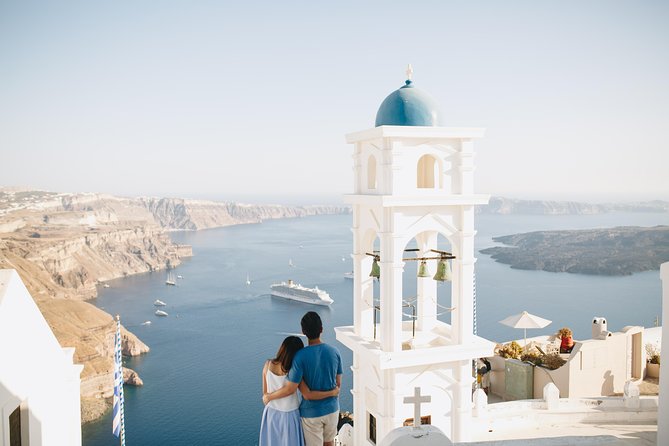 Santorini Walking Tour With a Personal Photographer - Customizable Photo Shoot