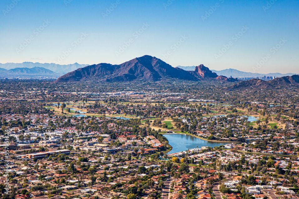 Scottsdale: Guided City Tour by Jeep - Taliesin West