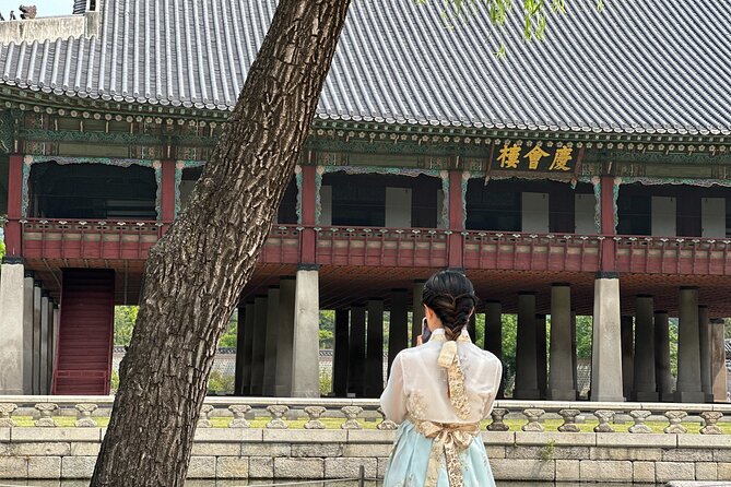 Seoul City Half Day Tour-Gyeongbok Palace Guard Changing Ceremony - The Blue House
