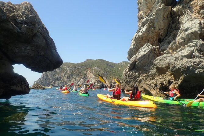 Sesimbra Discovery by Kayak - Kayaking Itinerary and Activities