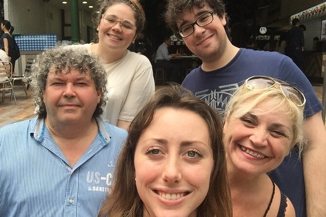 Singapore : Private Custom Walking Tour With A Local Guide - Unique Experiences to Expect