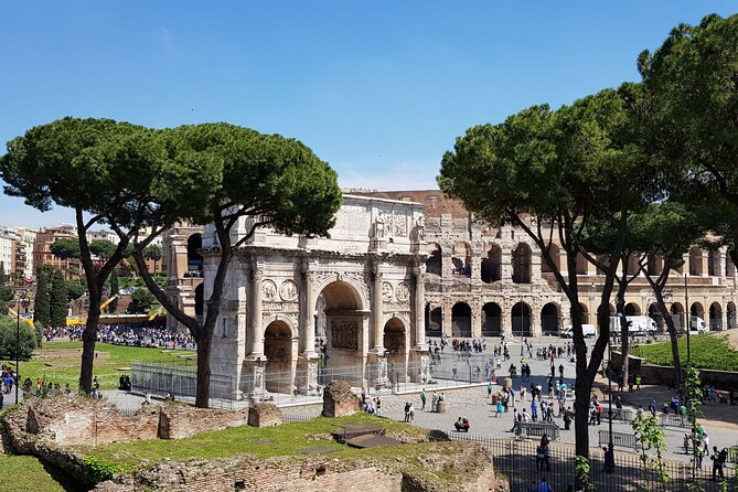 Skip The Line: Colosseum, Roman Forum, Palatine Hill Guided Tour - Meeting and Pickup