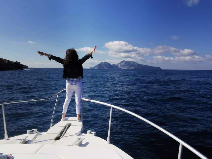 Sorrento Exclusive Private Boat Tour in the Land of Mermaids - Background