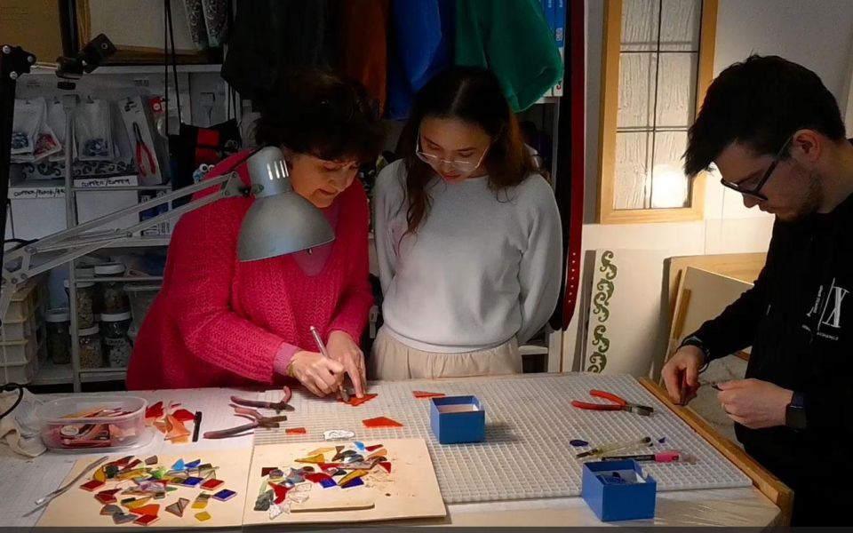 Stained Glass Course in Romes Trastevere - Price and Availability