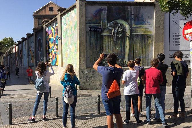 Street Art Guided Tour in Madrid - Appreciating Artists Works