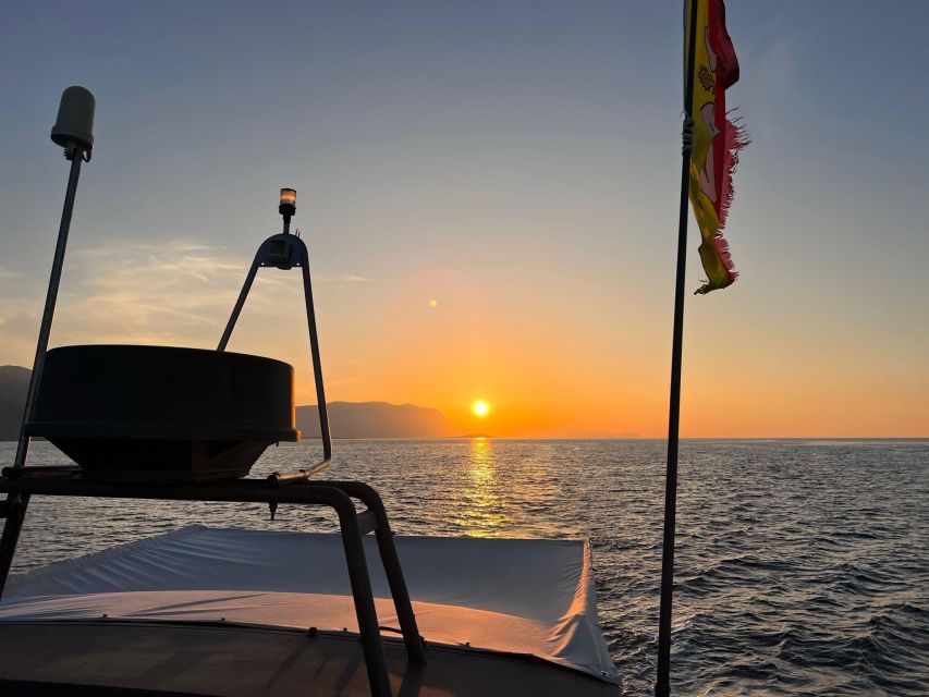 Sunset Boat Tour in Palermo - Booking and Cancellation Policy