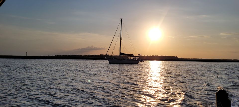 Sunset Cruise Leaving From Historic Isle of Hope Marina - Booking