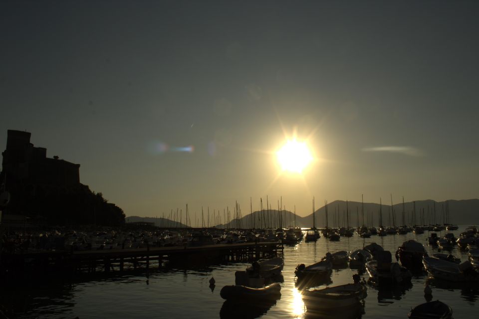 Sunset Wine Tasting Tour in Lerici - Inclusions