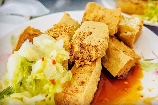 Taipei Food Tour: Night Market & Convenience Store(Food Included) - Food Delicacies Included