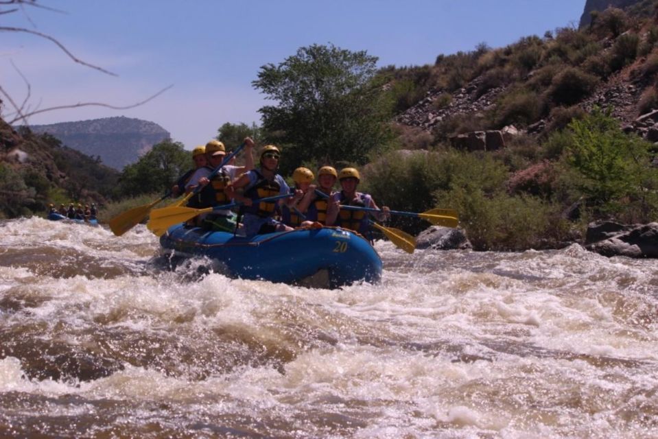 Taos/Santa Fe: Rio Grande Racecourse Whitewater Rafting - Experienced River Guides