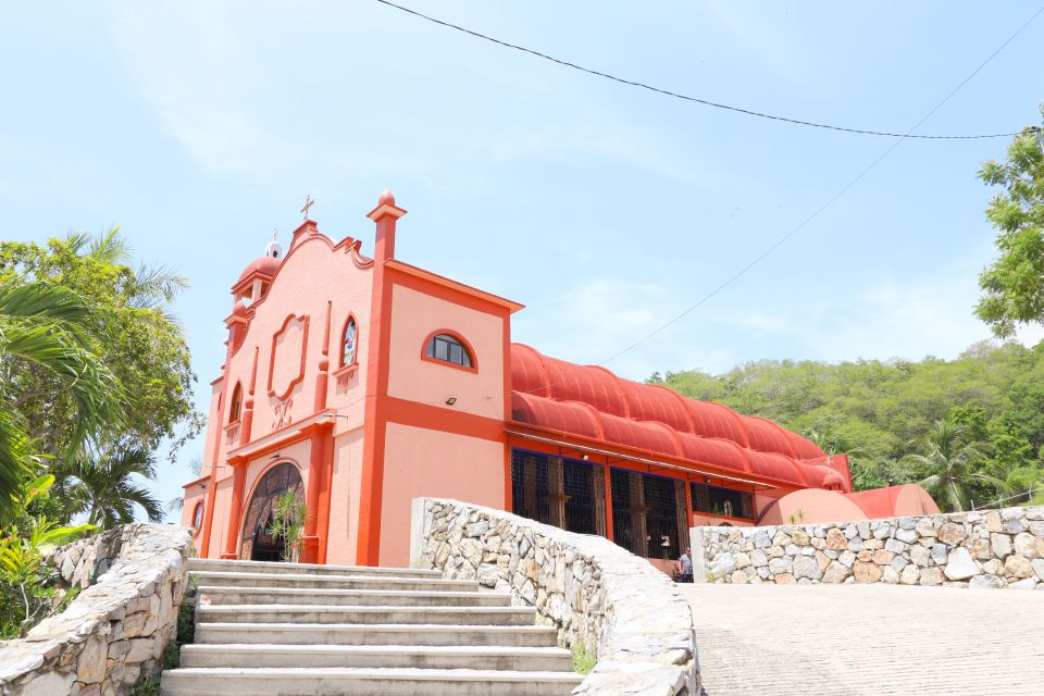 The Crucecita: Huatulco Guided City Tour and Sunset Viewing - Downtown and Main Church Visit