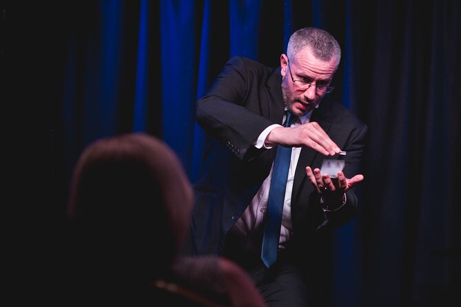 (Thur 7pm) Comedy Magic Show Includes 1x Pizza & 2 Glasses of Prosecco - Accessibility