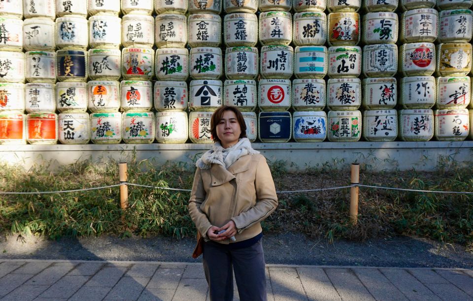 Tokyo Harajuku Meiji Shrine 1h Walking Explanation Tour - Guided Tour of Meiji Shrine