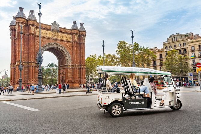 Tour of Historic Barcelona in Private Eco Tuk Tuk - Cancellation and Refund Policy