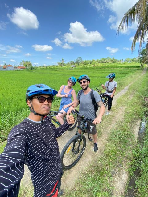 Ubud : PRIVATE Bike Tour Inside Rice Field With Meal & Pool - Local Cultural Engagement