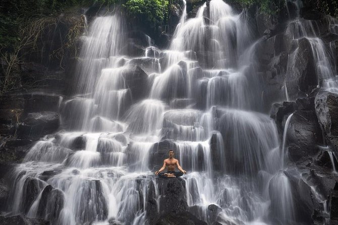 Ubud Waterfall Tours - Tukad Cepung - Tegenungan - Tibumana - Kanto Lampo - Tegenungan Waterfall